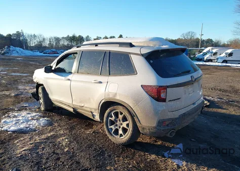 2023 Honda Passport Awd Trailsport из США, поврежденный, VIN 5FNYF8H65PB041535